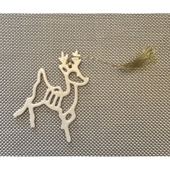 Vintage Lenox Porcelain Pierced Reindeer Ornament Gold Tassel Collectible - Picture 1 of 4